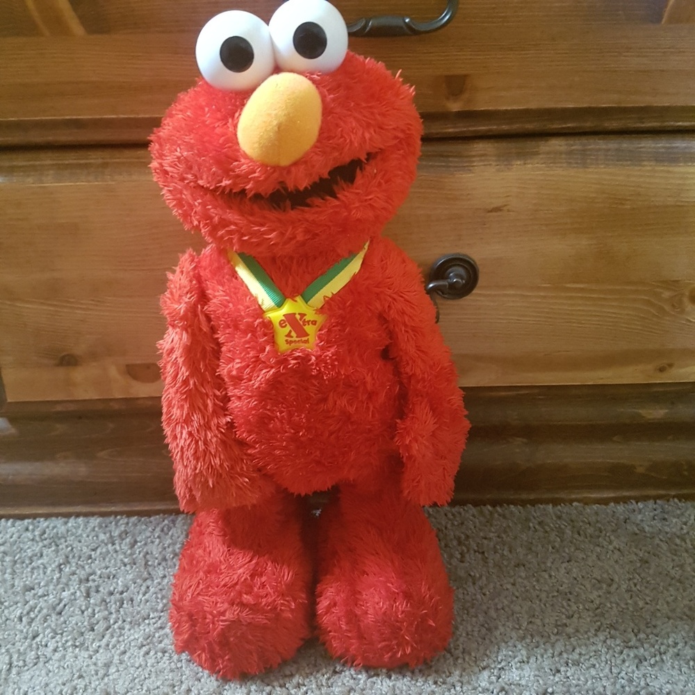 Tickle me Elmo extra special